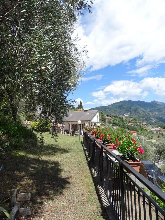 Bed and Breakfast Casa Dell'Aura Кьявари Экстерьер фото